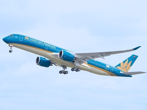 "Вьетнам Эйрлайнс" стал 2-й авиакомпанией в мире, получившей самолет A350-900 - ảnh 1